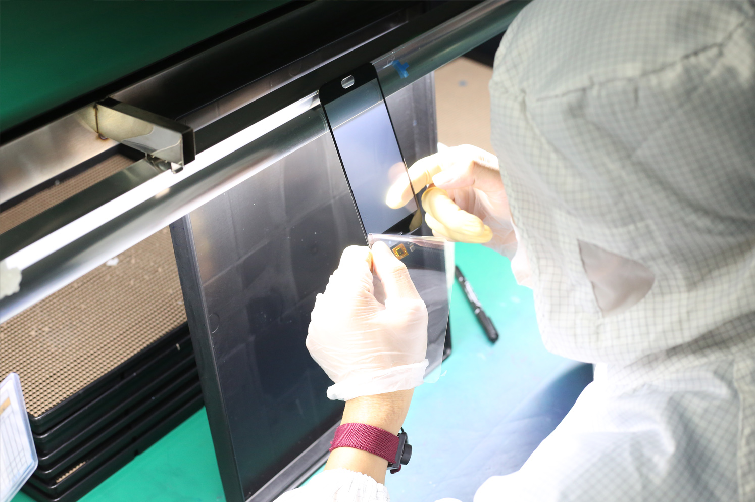 如何選擇lcd液晶顯示屏公司？看完這篇就夠了！【海飛智顯】-lcd屏生產(chǎn)廠家